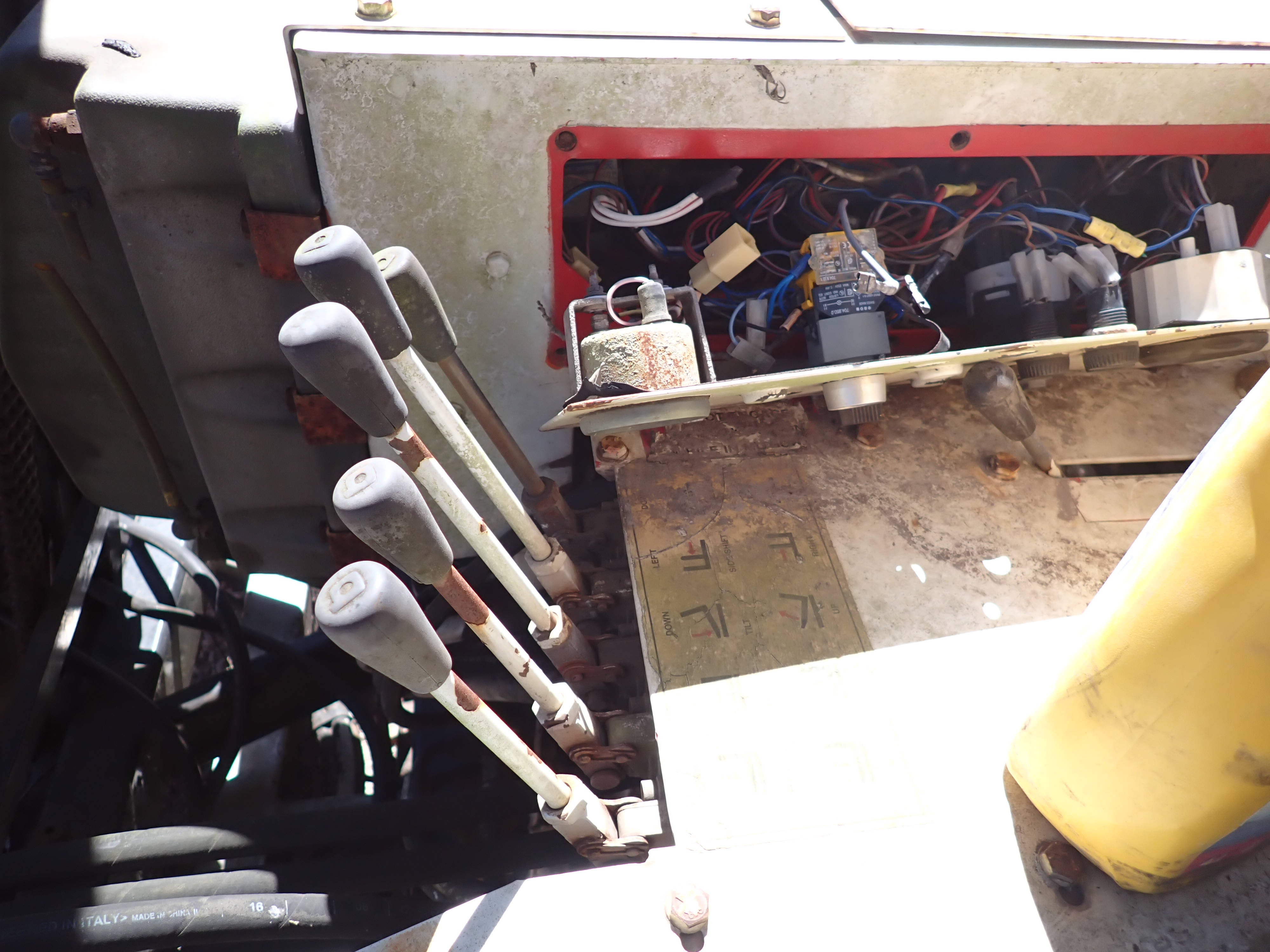 ./imagenes/INVOICE/2019/16569/MONTACARGAS MOFFETT_M5500 (15).JPG